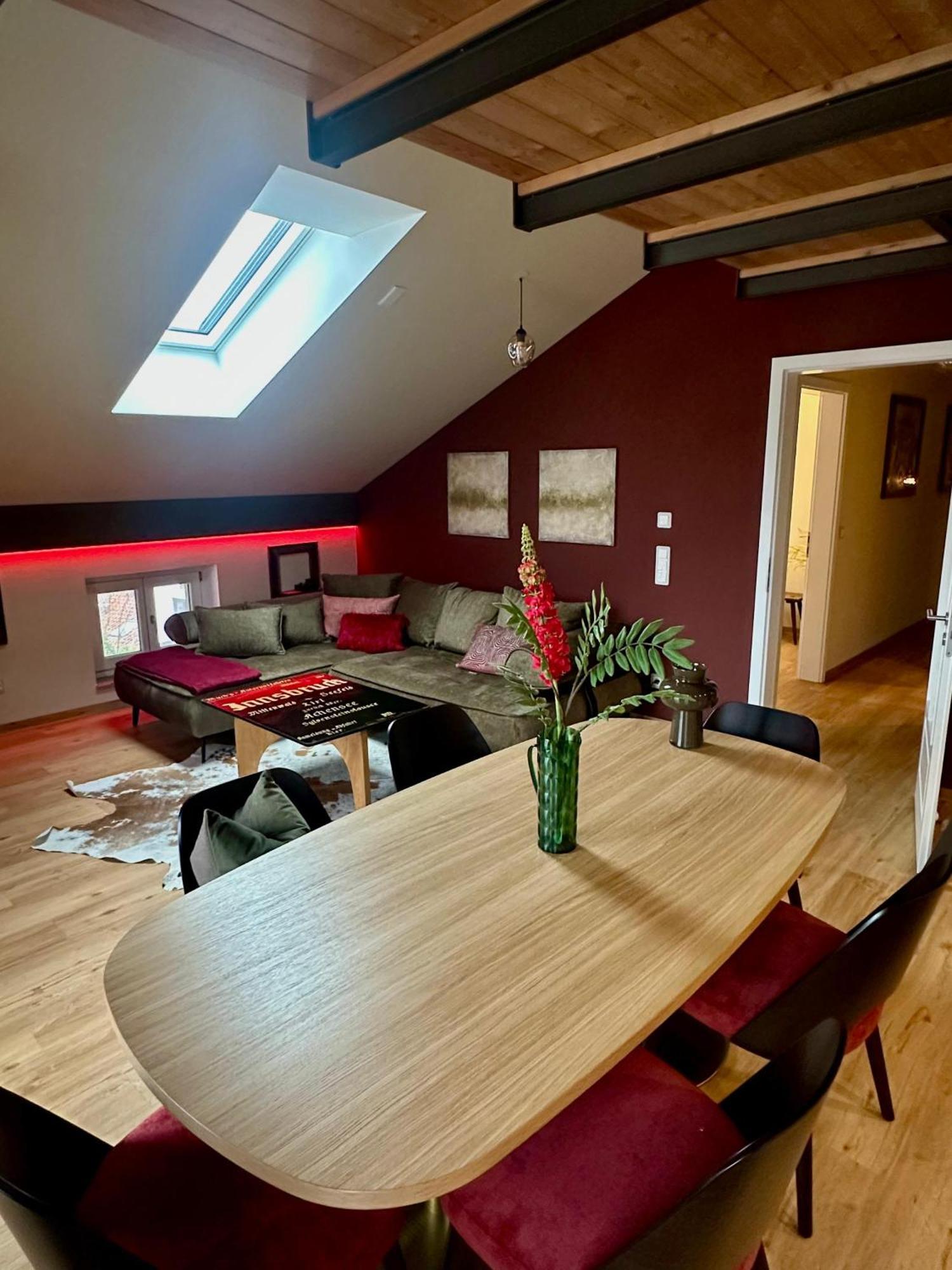 Vaicun Stays Luxury Apartments - Stilvolle Apartments Am Tegernsee グミュント・アム・テーガンゼー エクステリア 写真