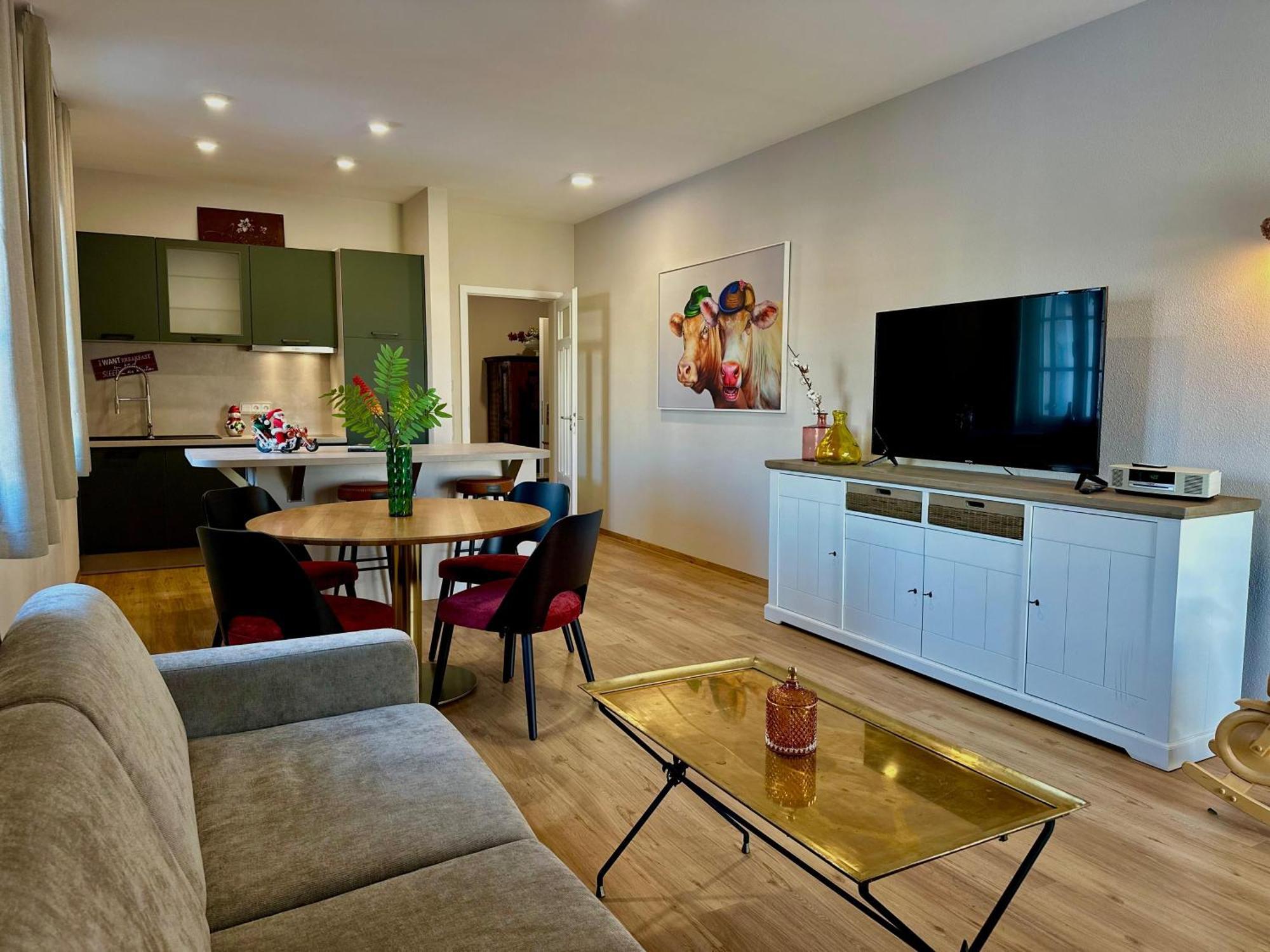 Vaicun Stays Luxury Apartments - Stilvolle Apartments Am Tegernsee グミュント・アム・テーガンゼー エクステリア 写真