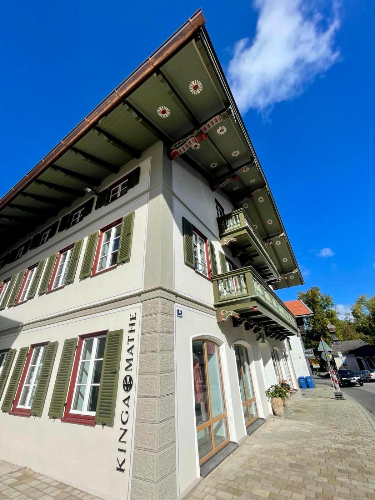 Vaicun Stays Luxury Apartments - Stilvolle Apartments Am Tegernsee グミュント・アム・テーガンゼー エクステリア 写真