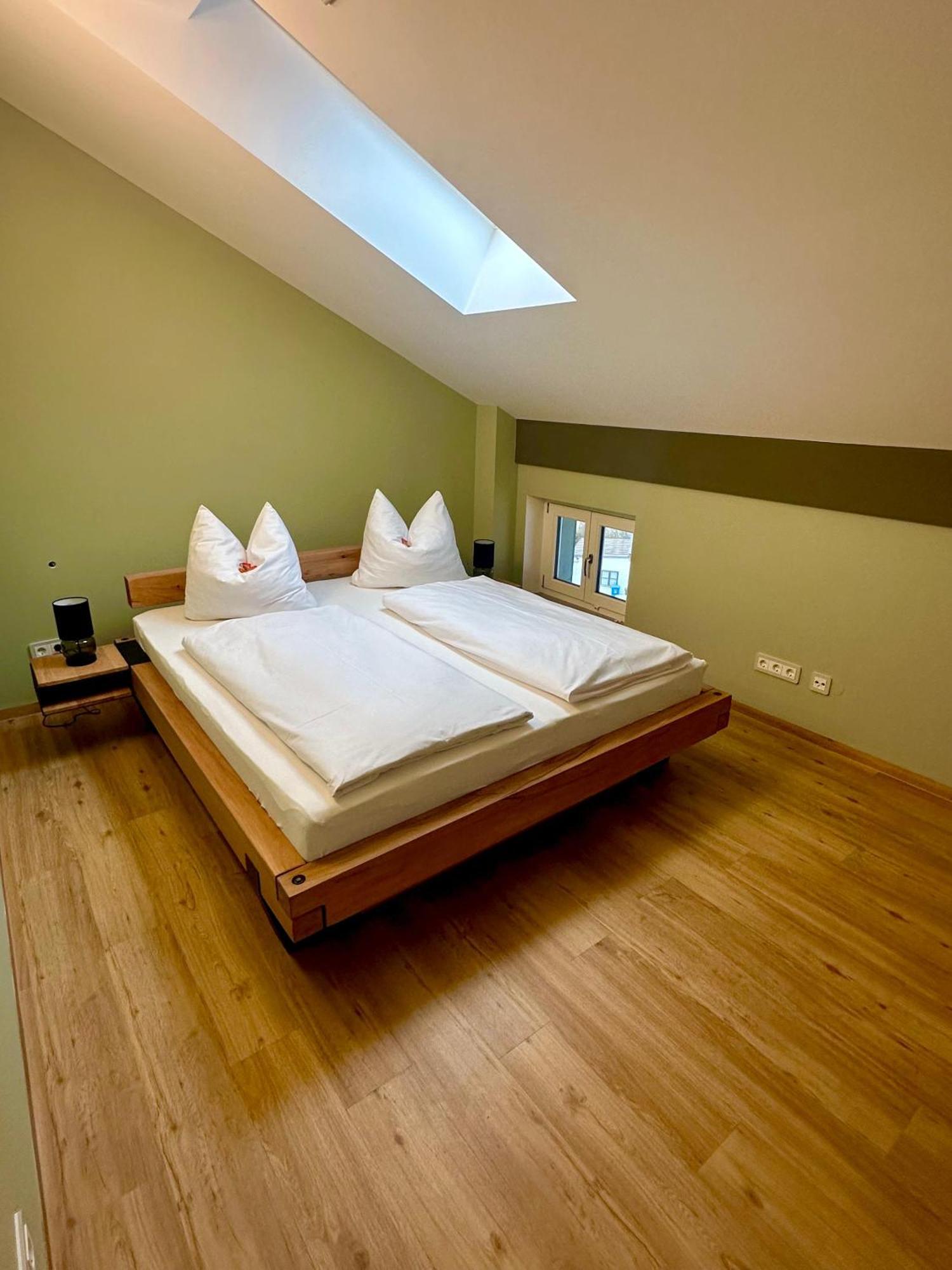Vaicun Stays Luxury Apartments - Stilvolle Apartments Am Tegernsee グミュント・アム・テーガンゼー エクステリア 写真