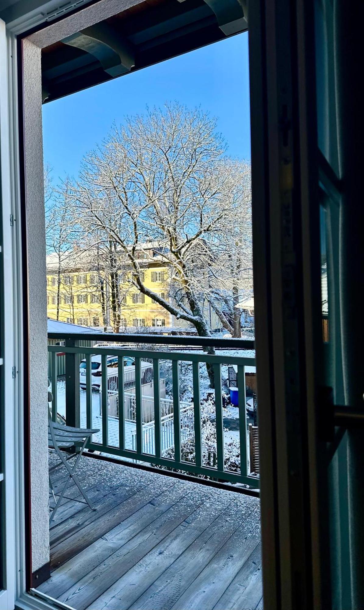Vaicun Stays Luxury Apartments - Stilvolle Apartments Am Tegernsee グミュント・アム・テーガンゼー エクステリア 写真